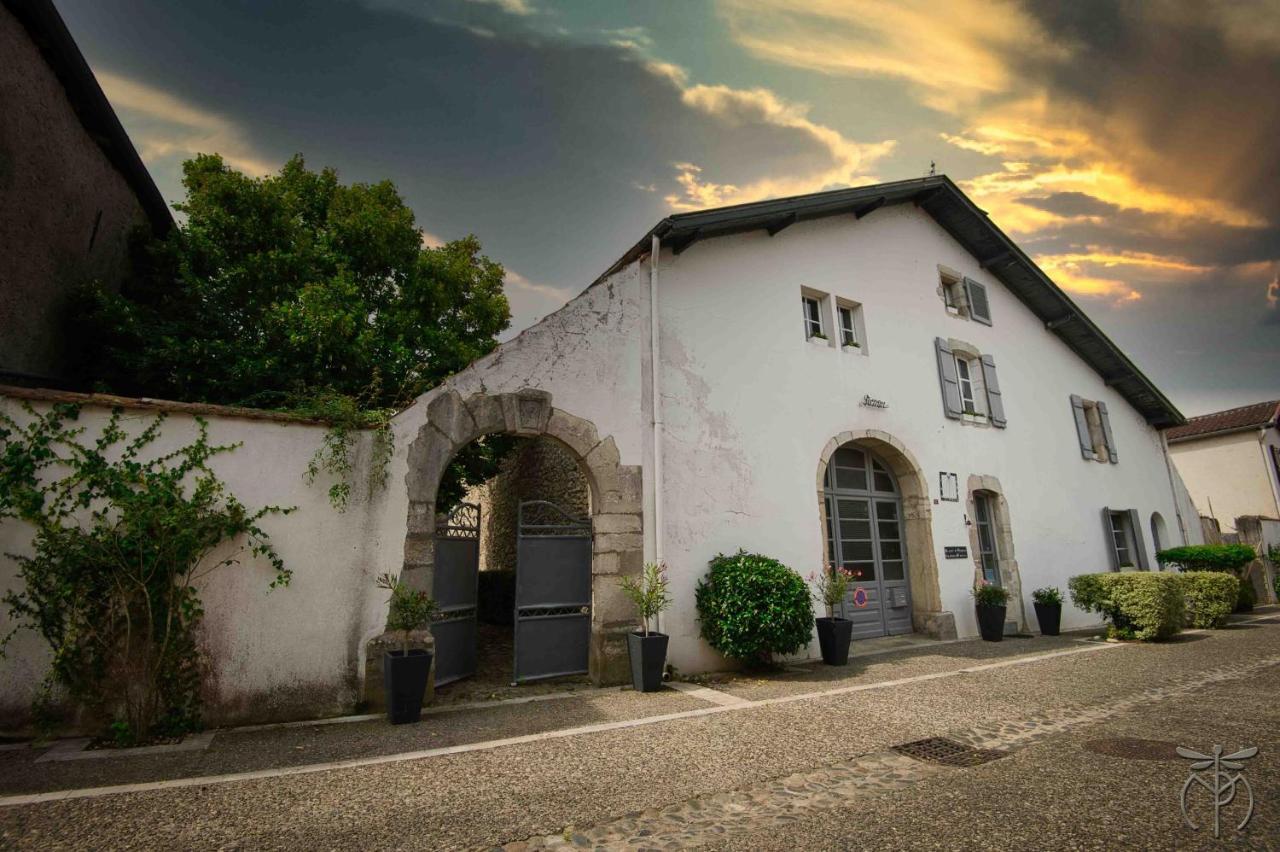 Maison Du Pierrou Sorde-lʼAbbaye Esterno foto